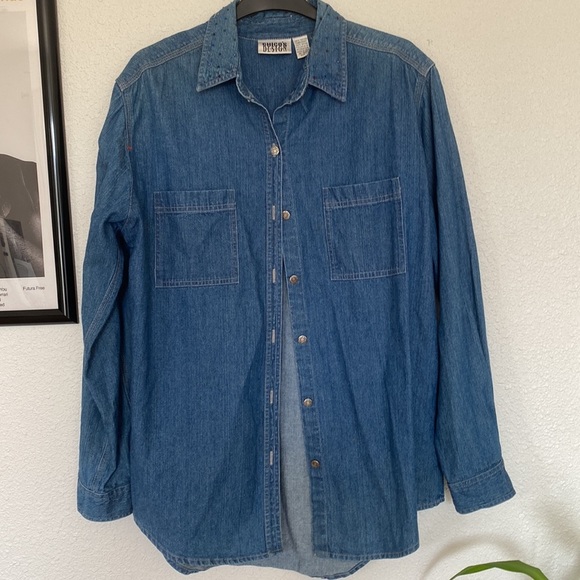 Chico’s denim embroidered top‎ - Picture 6 of 7